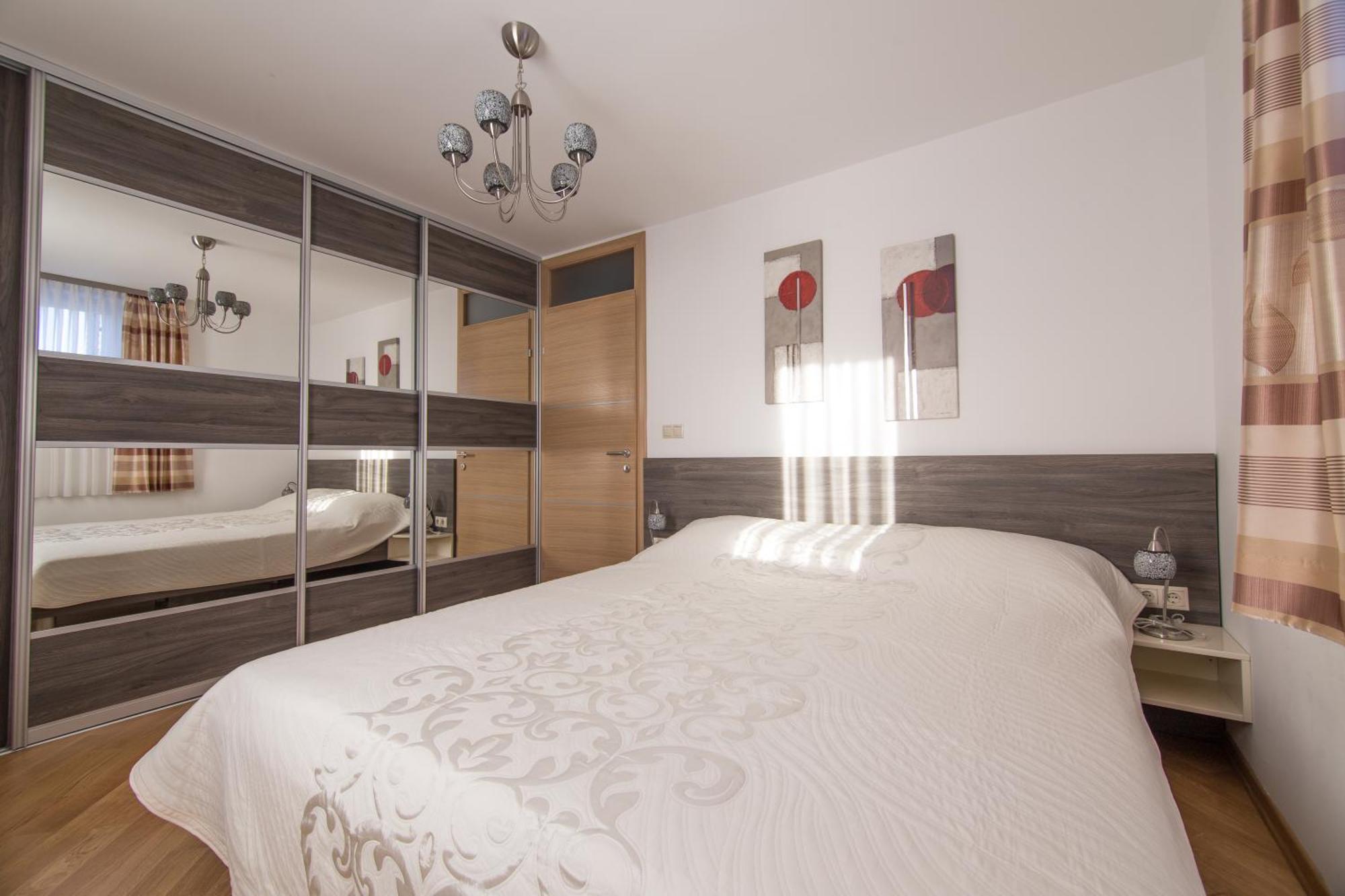 Apartments Villa Novak 1 Donji Okrug  Zimmer foto